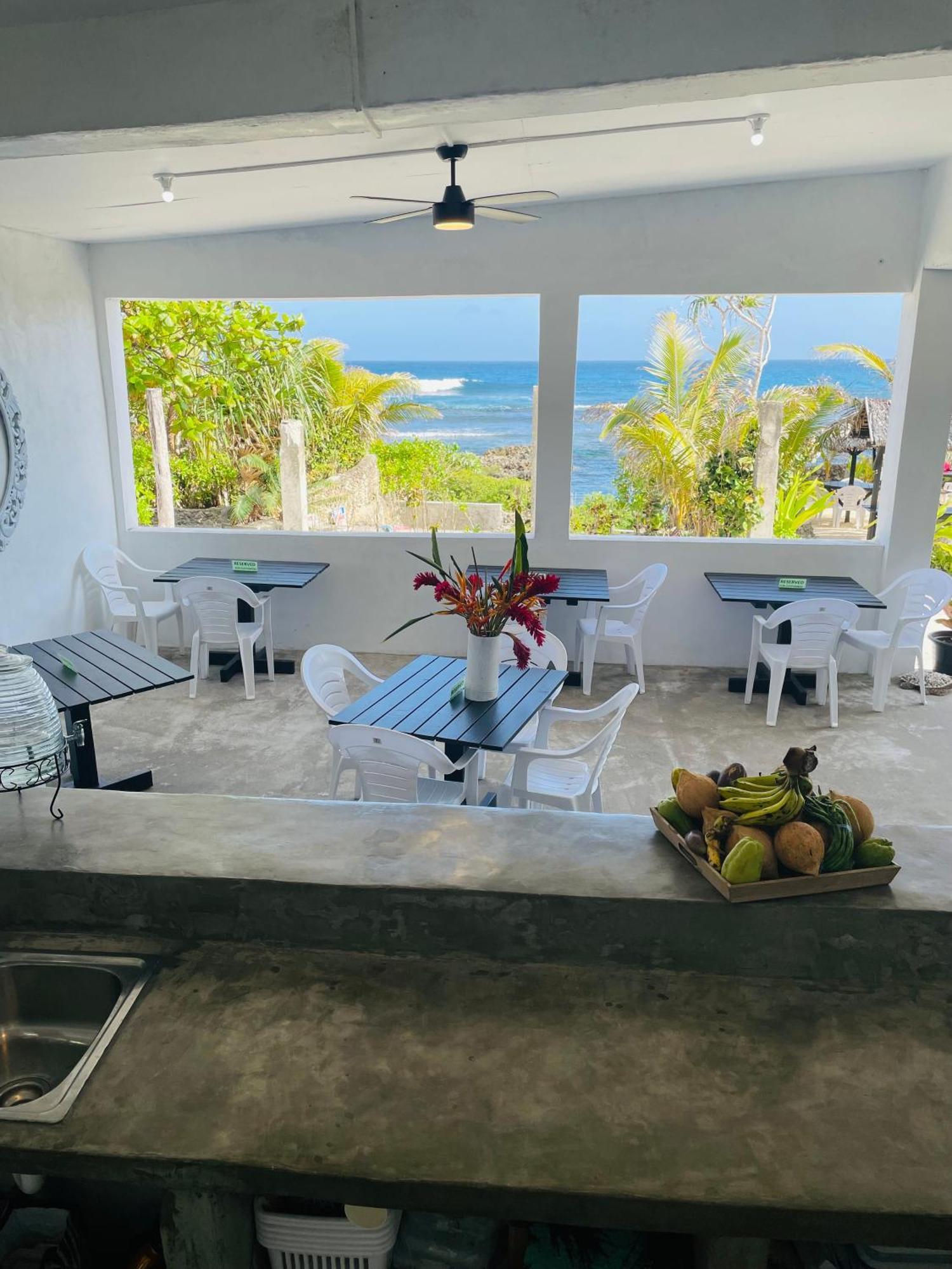 Banana Bay Beach Club Bed and Breakfast Eton Εξωτερικό φωτογραφία
